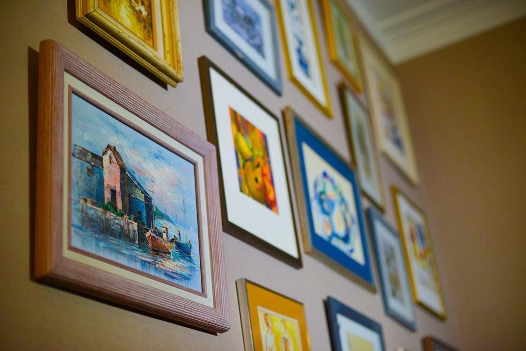 La Strada Hotel Тбилиси Екстериор снимка
